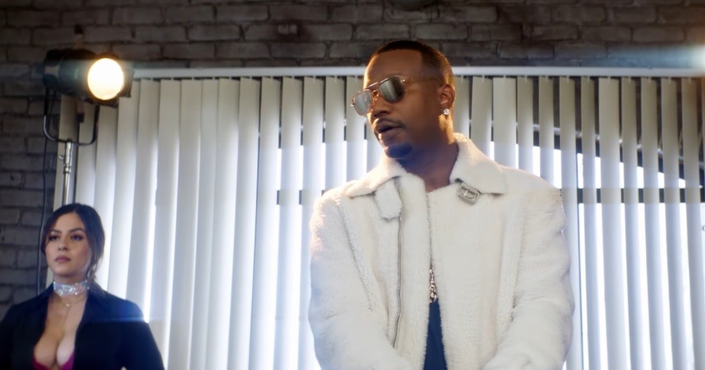 Клип Wiz Khalifa, Juicy J & TM88 - Bossed Up онлайн