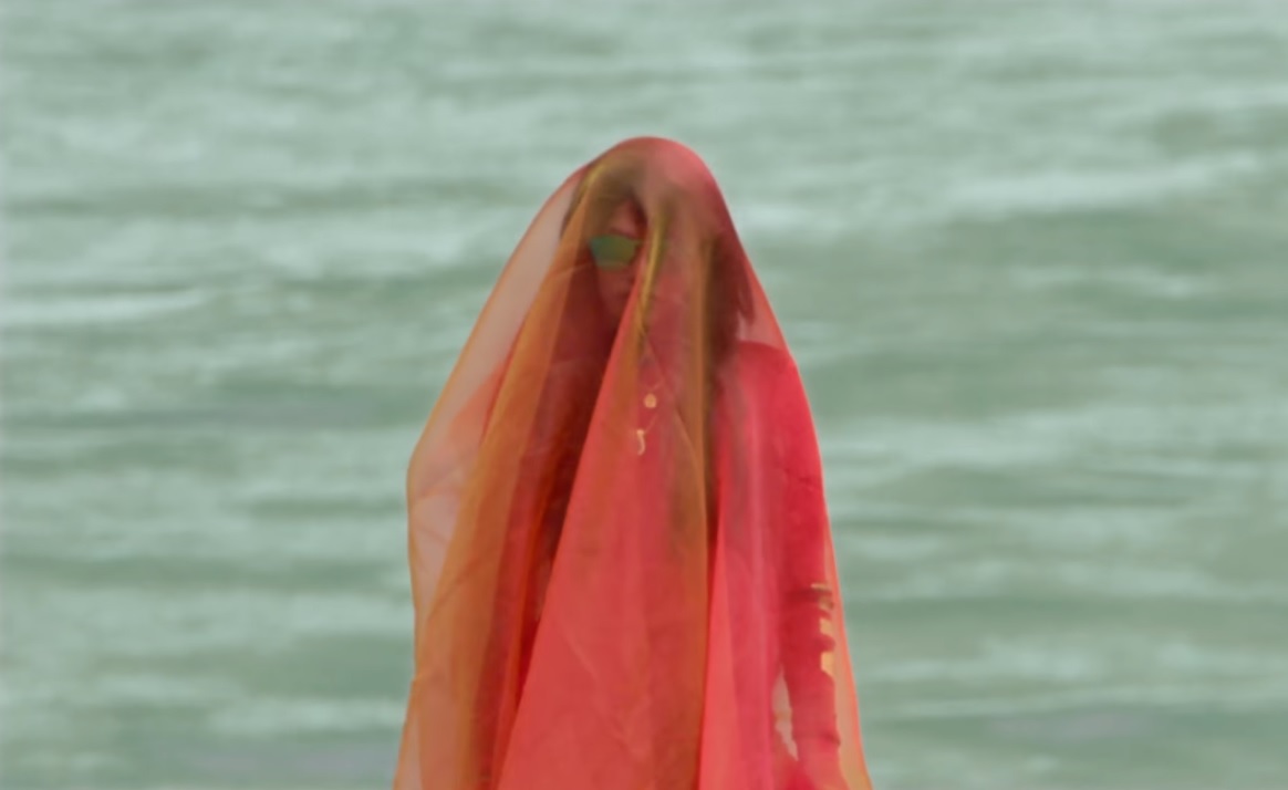 Клип P.O.W.A от M.I.A.